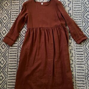 Women’s long sleeve linen dress